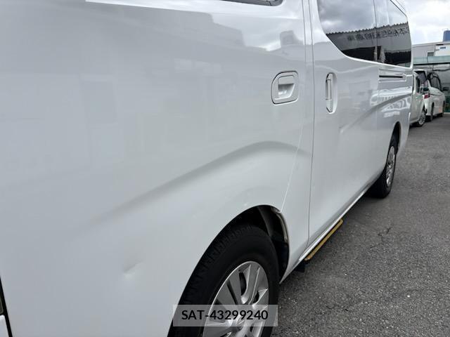Nissan NV350 Caravan 2015-10 8007251-12
