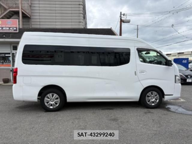Nissan NV350 Caravan 2015-10 8007251-13