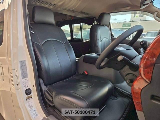 Nissan NV350 Caravan 2020-07 8007322-10