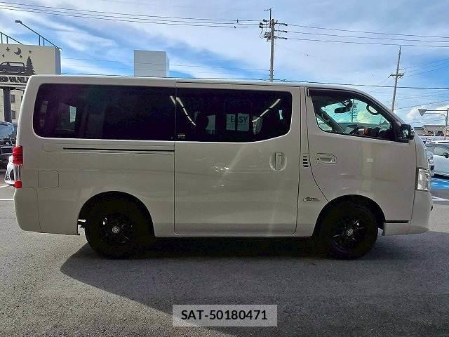 Nissan NV350 Caravan 2020-07 8007322-13