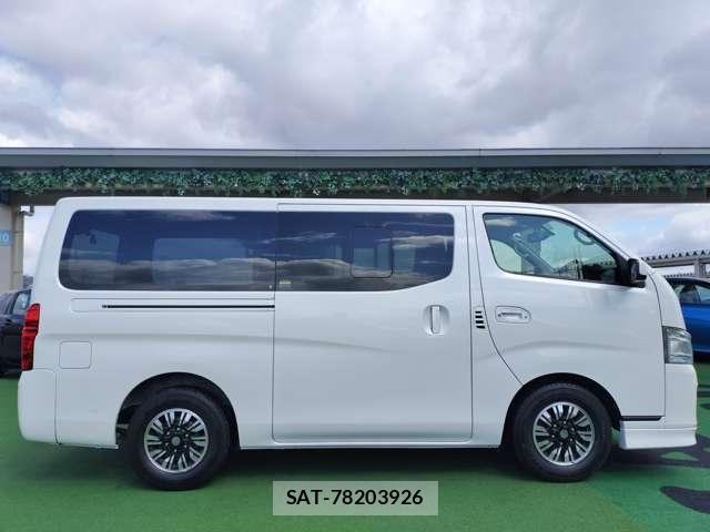 Nissan NV350 Caravan 2016-03 8007356-17