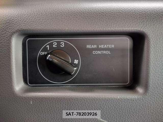 Nissan NV350 Caravan 2016-03 8007356-19