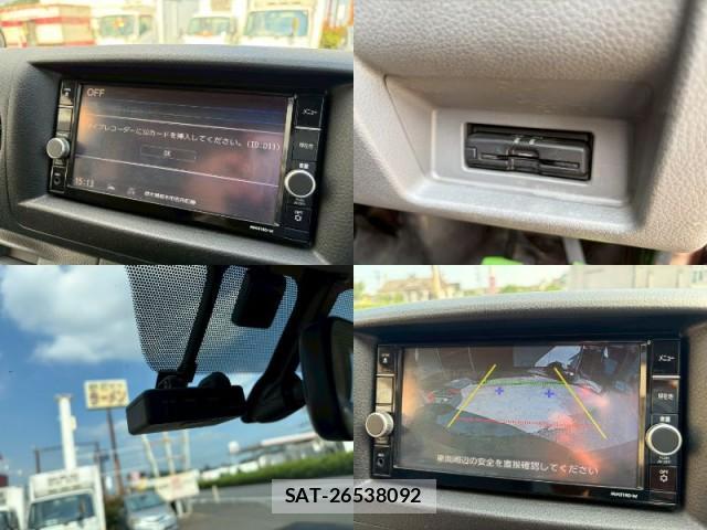 Nissan NV350 Caravan 2019-08 8007476-18