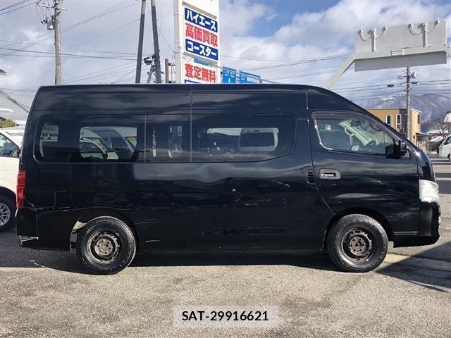 Nissan NV350 Caravan 2012-08 8007490-4