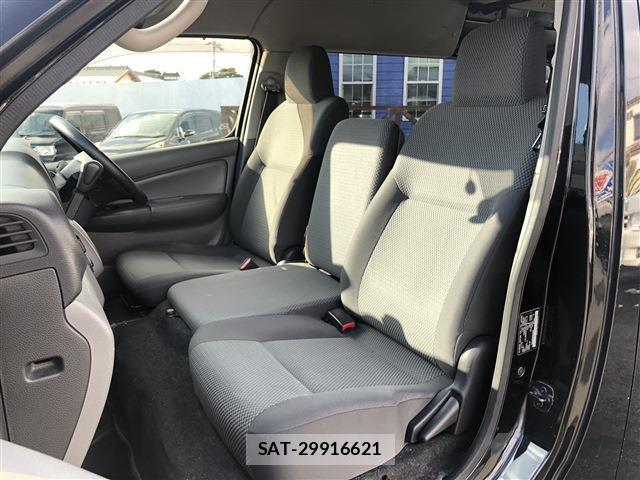Nissan NV350 Caravan 2012-08 8007490-9