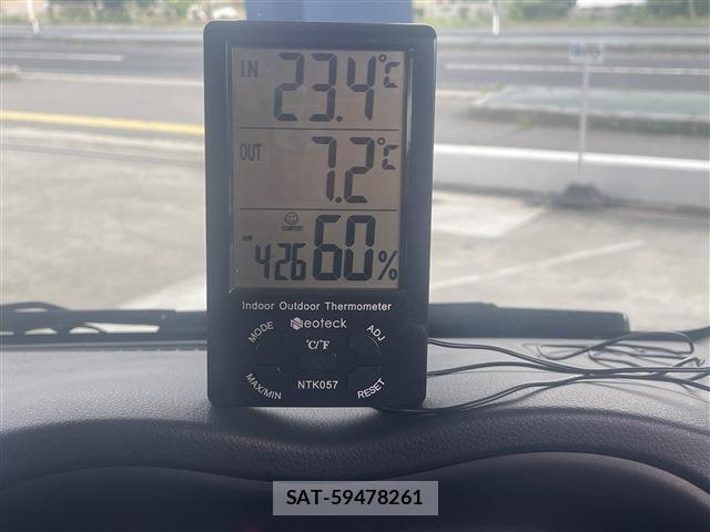 Nissan NV350 Caravan 2018-10 8007491-19