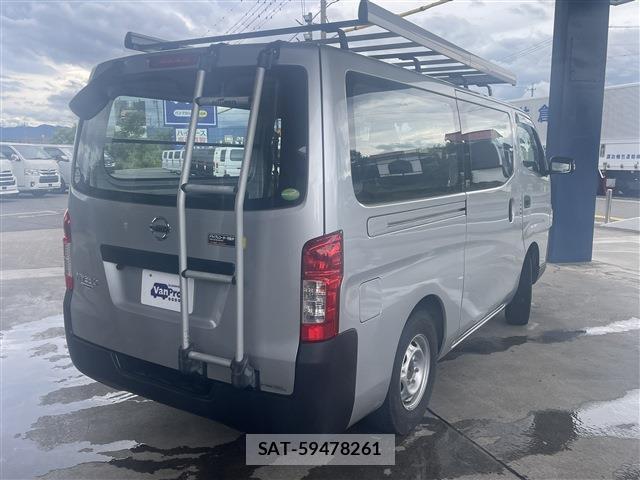 Nissan NV350 Caravan 2018-10 8007491-4