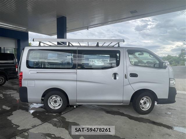 Nissan NV350 Caravan 2018-10 8007491-5