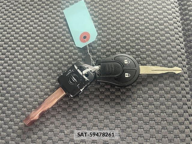 Nissan NV350 Caravan 2018-10 8007491-7