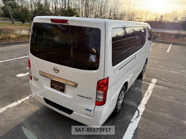 Nissan NV350 Caravan 2012-10 8007787-11