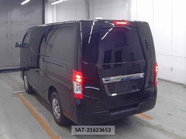 Nissan NV350 Caravan 2019-05 8007843-1