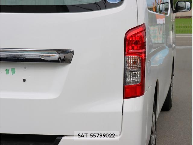 Nissan NV350 Caravan 2014-09 8008423-17