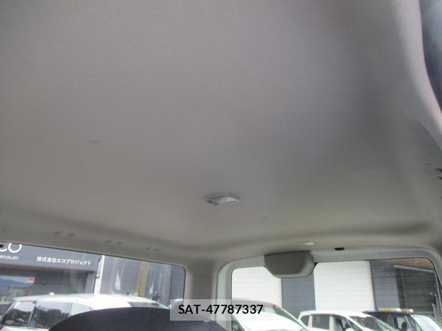 Nissan NV350 Caravan 2017-03 8008503-17