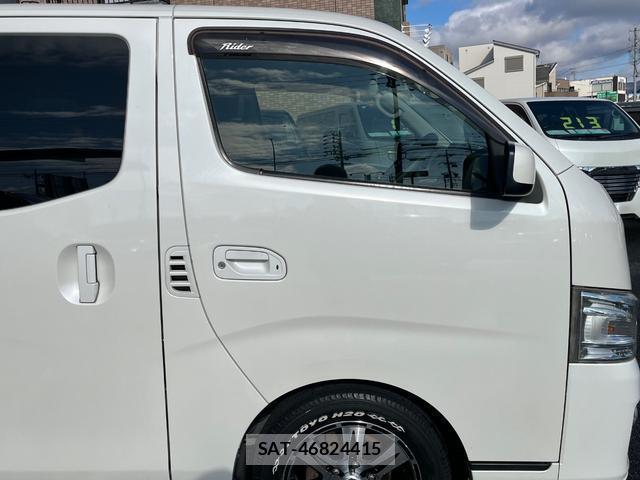 Nissan NV350 Caravan 2013 8008731-15