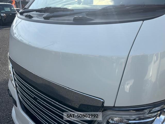 Nissan NV350 Caravan 2019-01 8008733-18