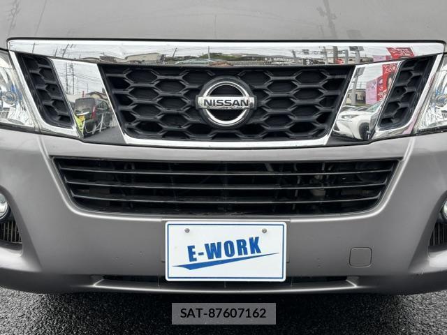 Nissan NV350 Caravan 2013-08 8008744-19