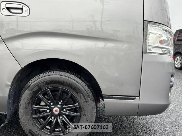 Nissan NV350 Caravan 2013-08 8008744-8