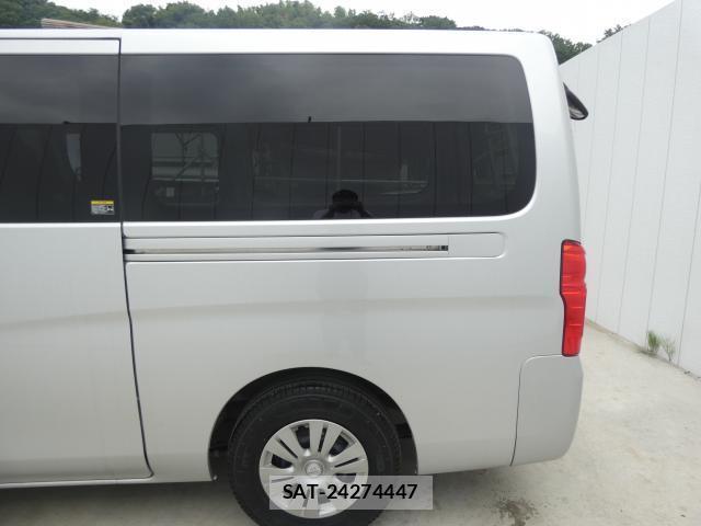 Nissan NV350 Caravan 2016-02 8008760-14