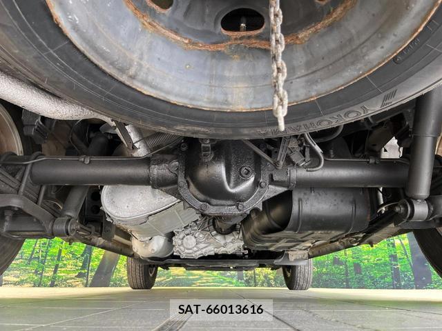 Nissan NV350 Caravan 2016-04 8008783-18