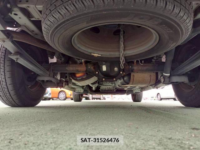 Nissan NV350 Caravan 2017-05 8008799-8