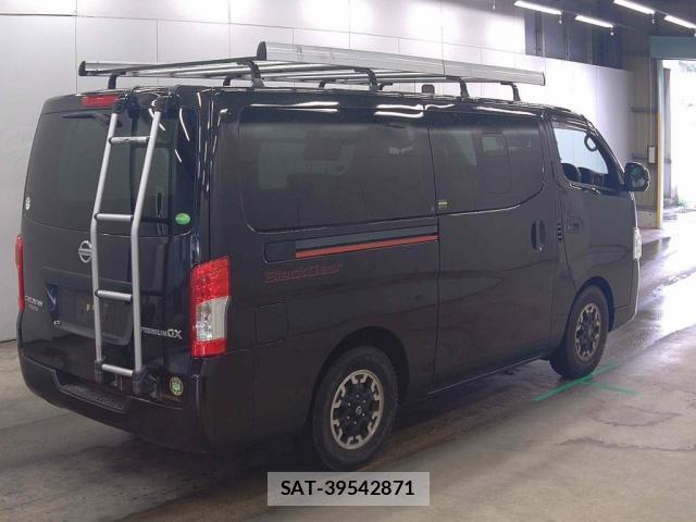 Nissan NV350 Caravan 2021-12 8008832-1