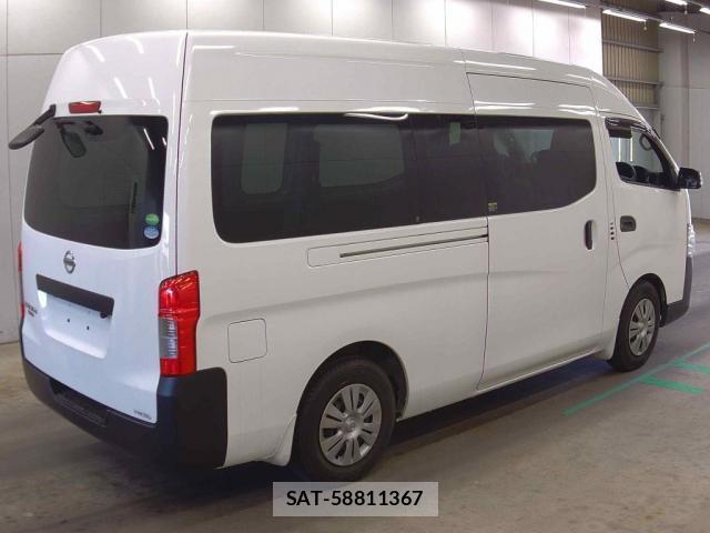 Nissan NV350 Caravan 2020-12 8008833-1