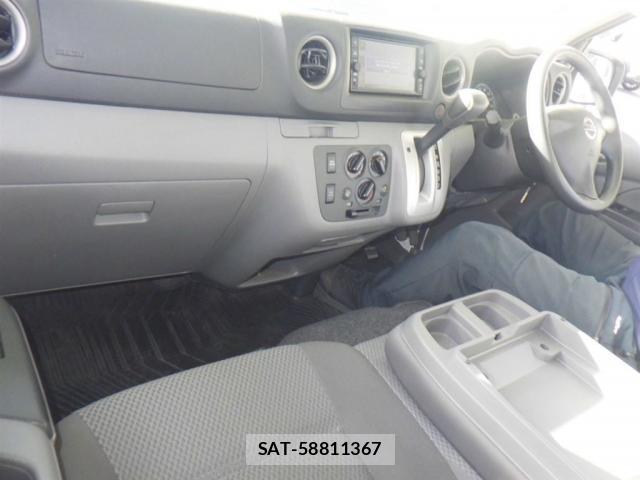 Nissan NV350 Caravan 2020-12 8008833-2