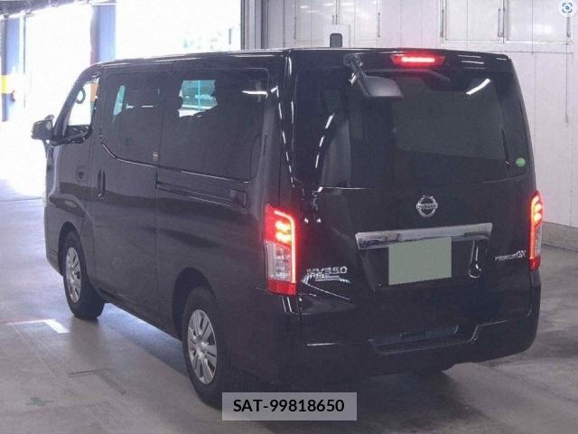 Nissan NV350 Caravan 2017-10 8009038-1