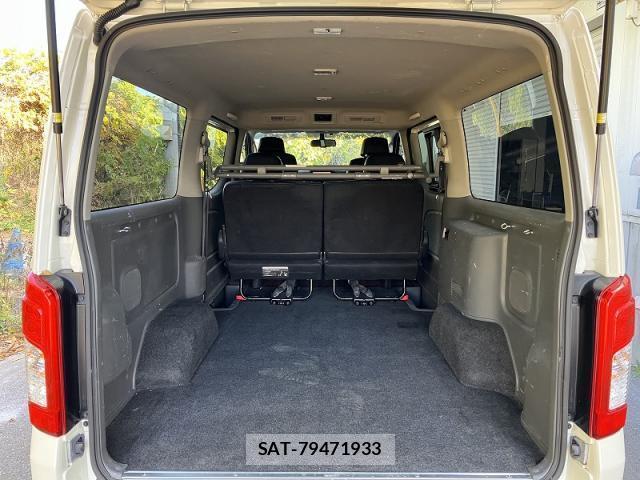 Nissan NV350 Caravan 2021-01 8009534-6