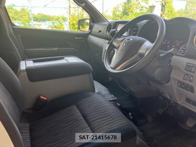 Nissan NV350 Caravan 2020-12 8009538-4