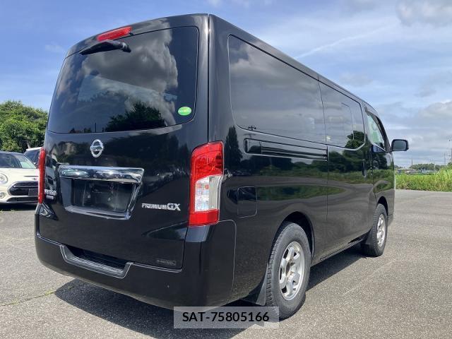Nissan NV350 Caravan 2020-04 8009545-1