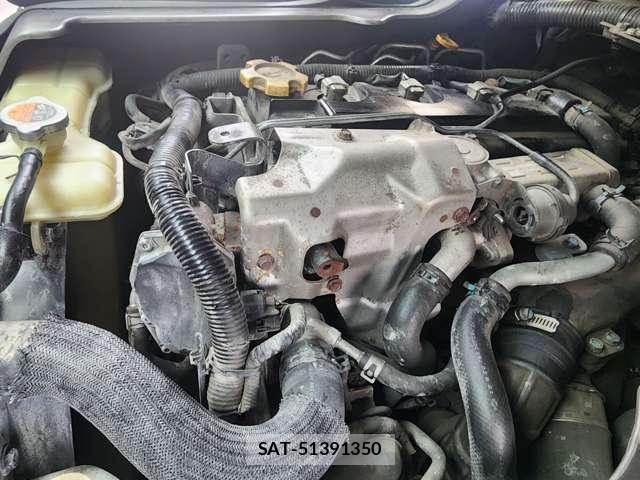 Nissan NV350 Caravan 2012-10 8009662-12