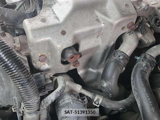 Nissan NV350 Caravan 2012-10 8009662-13