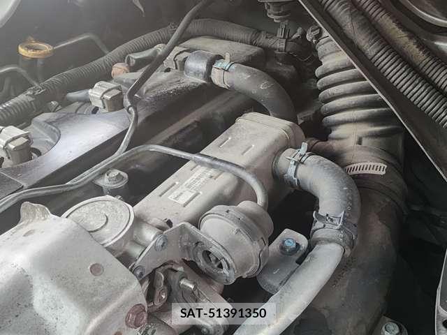 Nissan NV350 Caravan 2012-10 8009662-16