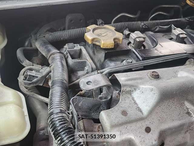 Nissan NV350 Caravan 2012-10 8009662-17