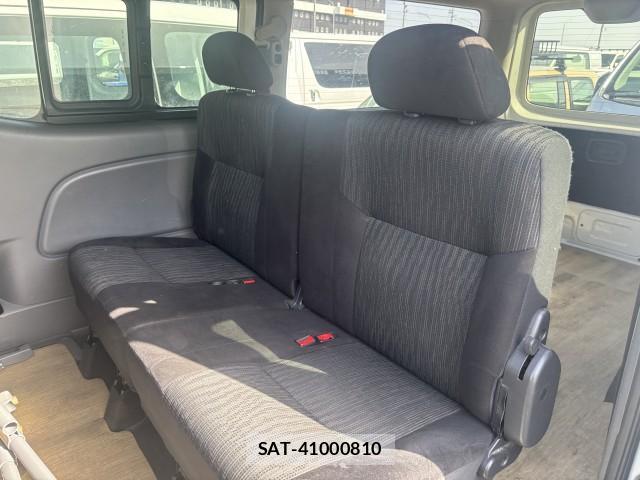 Nissan NV350 Caravan 2021-01 8009777-5