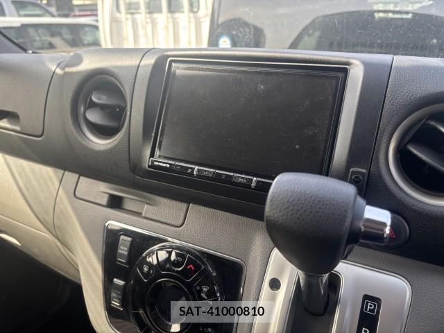 Nissan NV350 Caravan 2021-01 8009777-9
