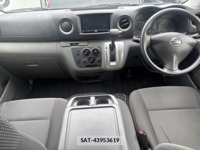 Nissan NV350 Caravan 2016-03 8009781-4