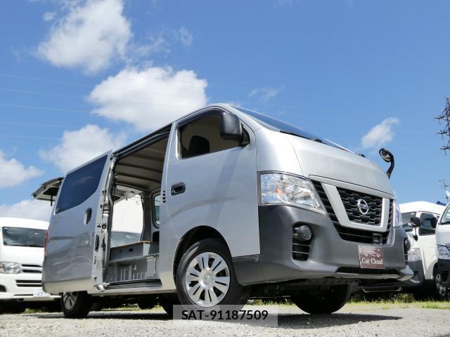 Nissan NV350 Caravan 2021-01 8010310-12