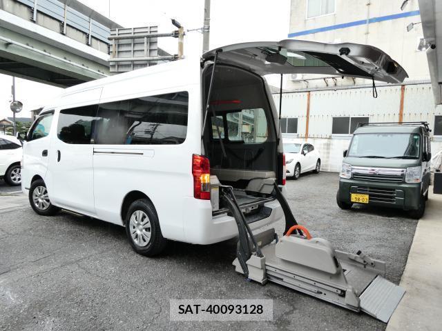 Nissan NV350 Caravan 2015-05 8010314-1