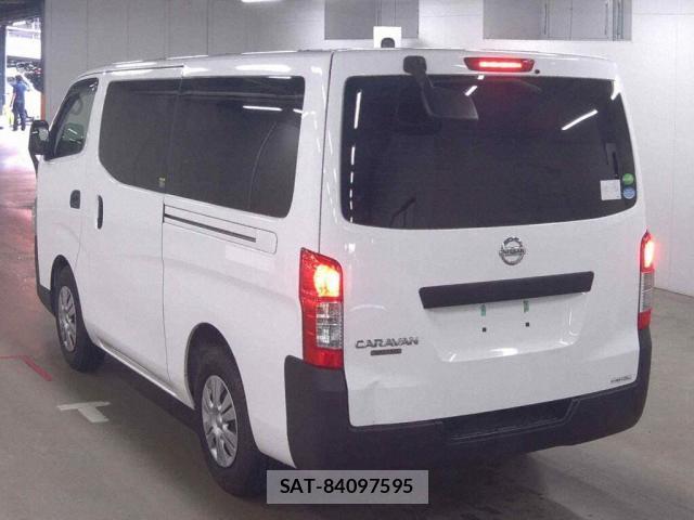 Nissan NV350 Caravan 2020-08 8010471-1