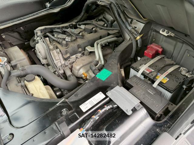 Nissan NV350 Caravan 2013-06 8010572-16