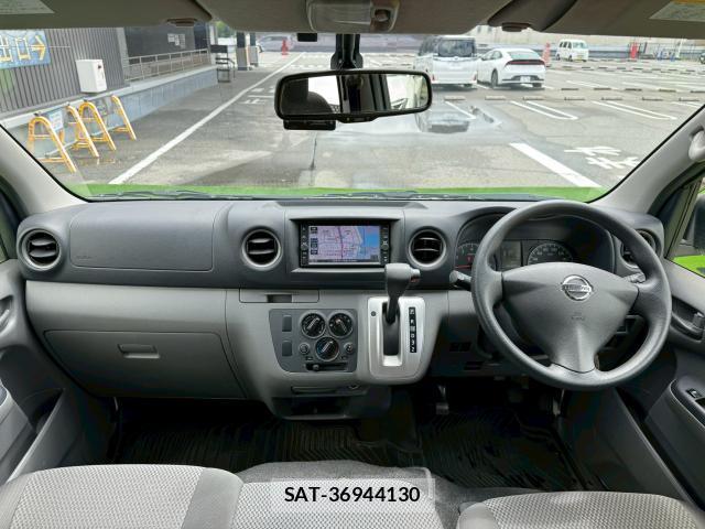 Nissan NV350 Caravan 2020-11 8010574-11