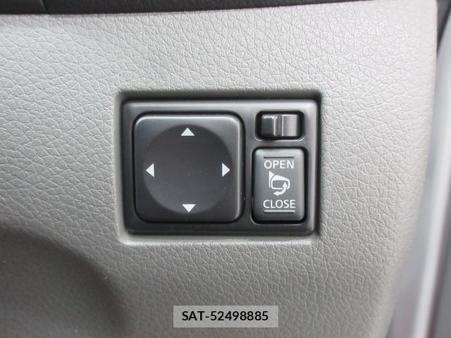 Nissan NV350 Caravan 2017-02 8010808-17