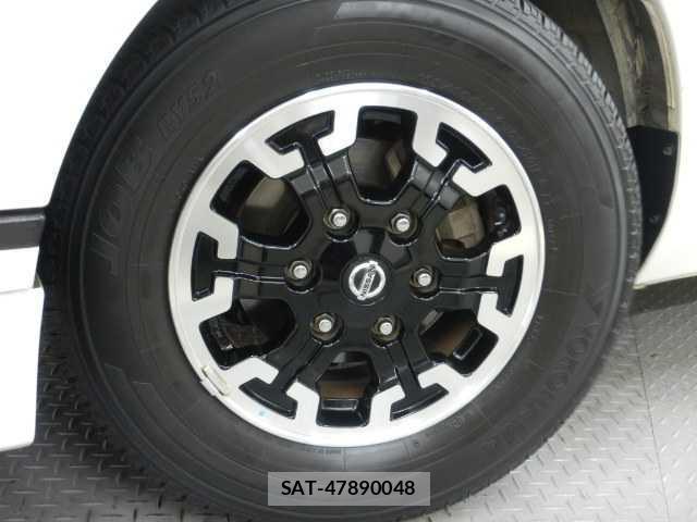 Nissan NV350 Caravan 2020-03 8011032-13