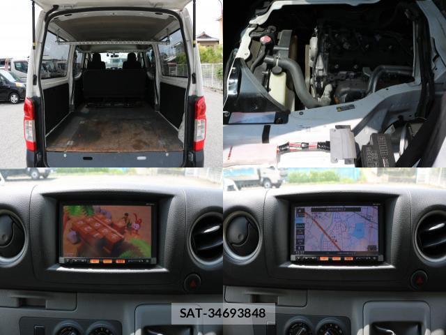 Nissan NV350 Caravan 2017-04 8011178-6