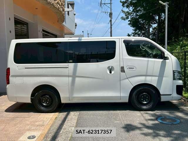 Nissan NV350 Caravan 2015-04 8011214-18