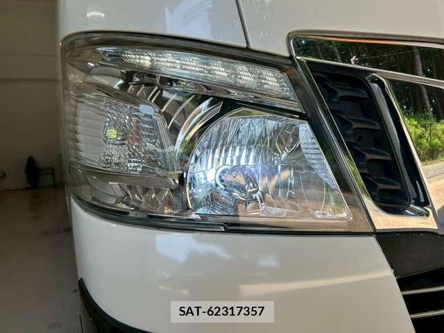 Nissan NV350 Caravan 2015-04 8011214-8