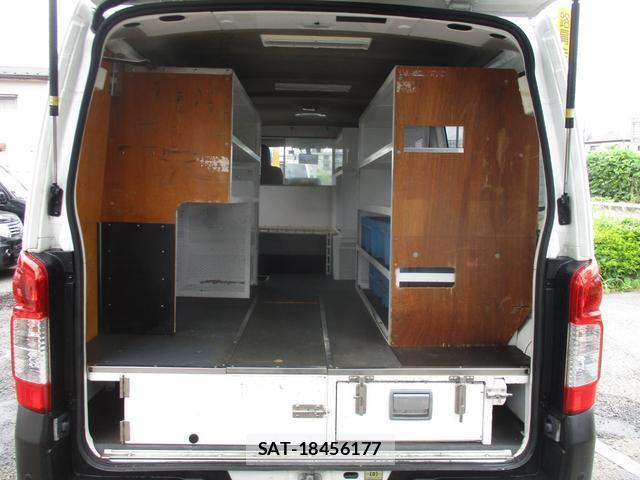 Nissan NV350 Caravan 2015-07 8011419-1