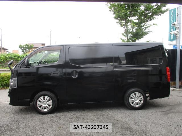 Nissan NV350 Caravan 2014-10 8011420-7